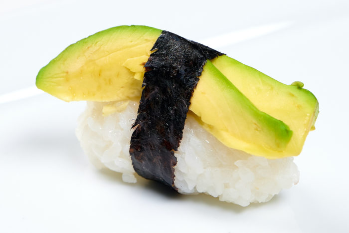 the-circle-ethnic-food-nigiri-verde